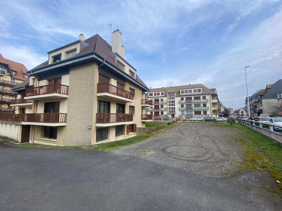 Studio Les Pieds Dans L'Eau Deauville Exterior foto
